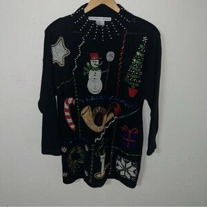 Victoria Jones Vintage Black Knit Beaded Christmas Themed Sweater Size Medium.